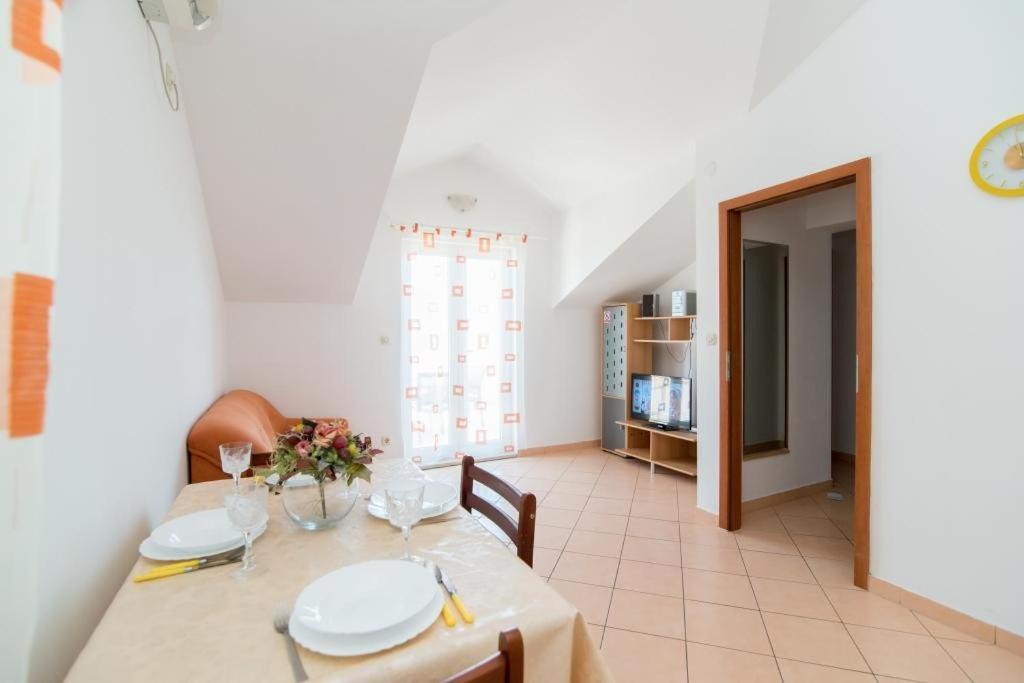 Apartments Batinic Supetar Zewnętrze zdjęcie