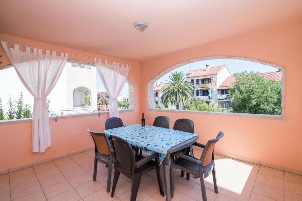 Apartments Batinic Supetar Zewnętrze zdjęcie