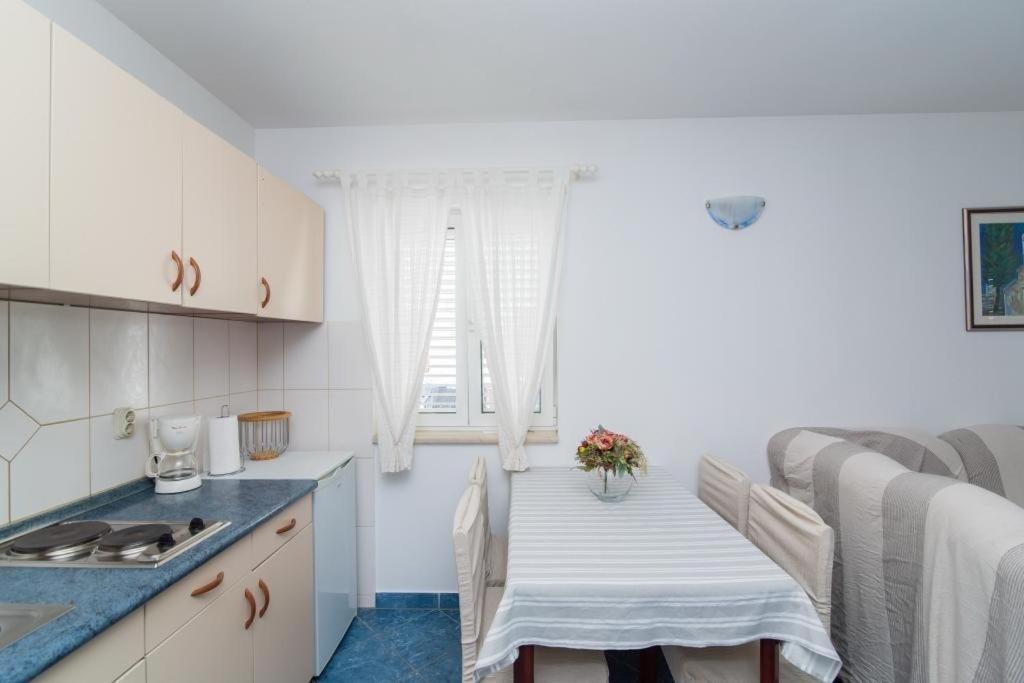 Apartments Batinic Supetar Zewnętrze zdjęcie